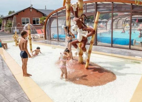 Camping Les Calquières, 4* - 8