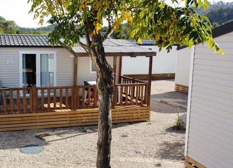 Camping Charlemagne, 4* - 32