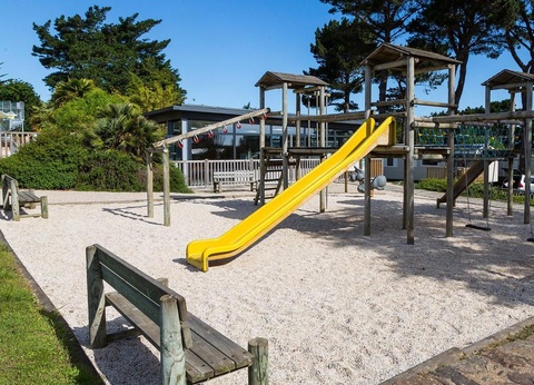 FLOWER Camping le Port de la Chaîne, 4* - 9