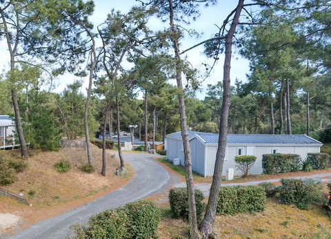 Domaine des Pins, 4* - 10