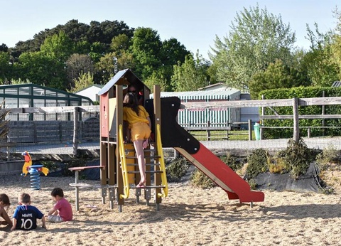 Camping Paradis - Domaine de Bellevue, 4* - 57