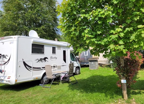 Camping Les Cerisiers 3* - 35