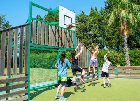 Camping Les Pêcheurs, 4* - 10