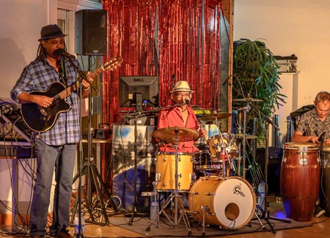 Weekend au bord du lac de Serre-Ponçon avec activités de plein air inclus - 3* - 21