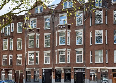 Nuit confortable dans le dynamique Rotterdam avec entrée au Keukenhof - 4* - 13