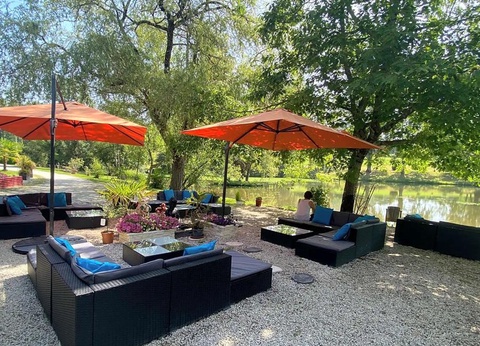 Camping les Etangs du Plessac 4* - 6