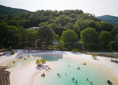 Camping La Clémentine 4* - 5