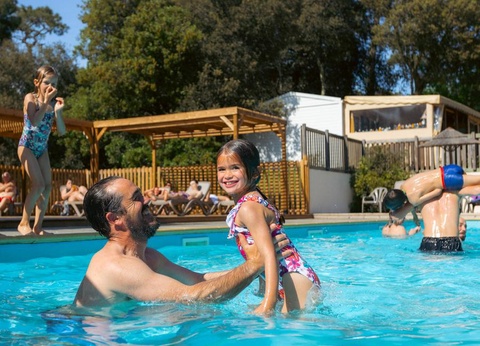 Camping Parfums d'Eté 4* - 87