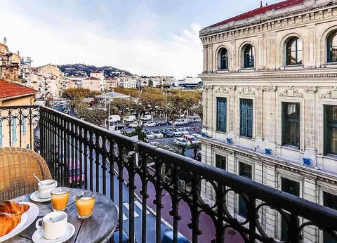 Séjour tout confort dans un appartement design à Cannes - 3* - 3