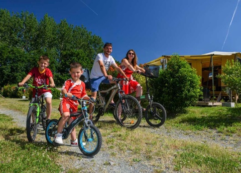 Camping Sites et Paysages, 4* - 13