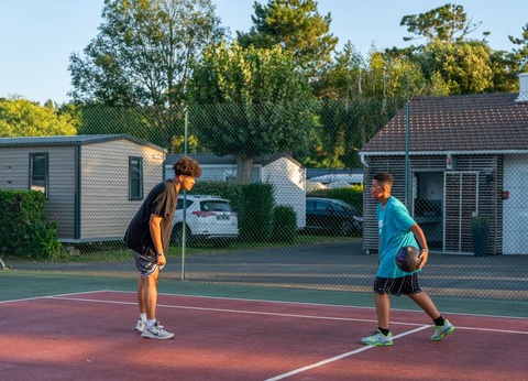 Camping L'Abri des Pins, 4* - 117