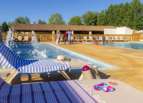 Aunis Club Vendée, 4* - 16