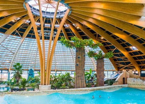 Camping Les Ormes Domaine et Resort 5* - 5