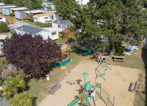 Camping Les Ecureuils, 4* - 36