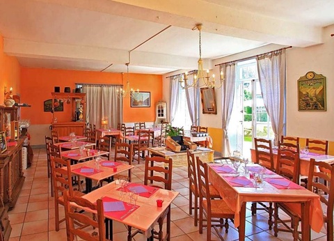 Camping Du Chateau De Leychoisier, 5* - 4