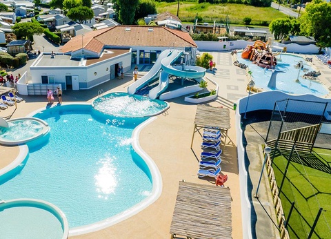 Camping Les Aventuriers de la Calypso, 4* - 12