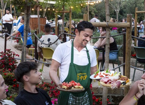 hu Montescudaio village, 3* - 72