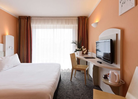 Pause ensoleillée au coeur de Juan les Pins - 3* - 15