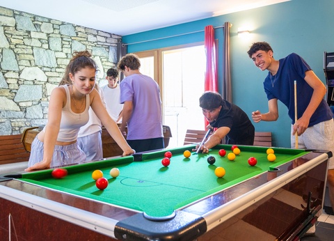 Résidence Club MMV Le Hameau des Airelles, 4* - 12