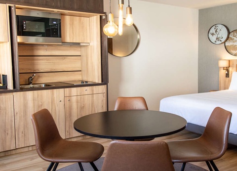 Un voyage au centre de la terre à la découverte de nombreux trésors géologiques... - 4* - 25