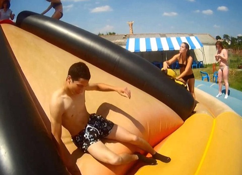 Camping du Domaine de l'Auzance, 3* - 23