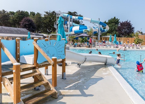 Camping Les Menhirs 4* - 2