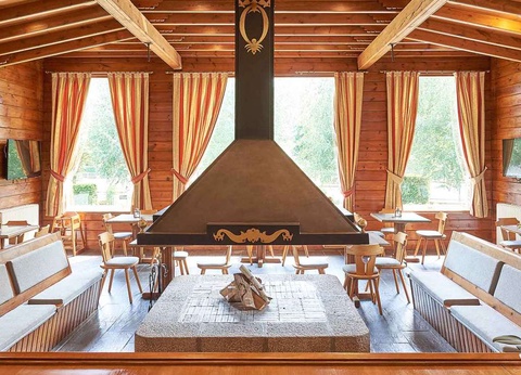 Découvrez le charme des Pyrénées avec un dîner gastronomique, spa et décoration romantique - 4* - 4