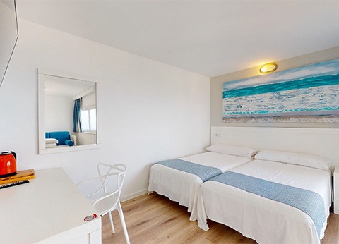 Hôtel HYB Eurocalas 4* - 7