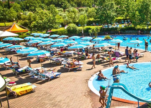 Centro Vacanze San Marino, 4* - 6