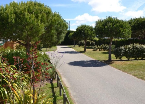 Camping Le Bel Air, 5* - 44