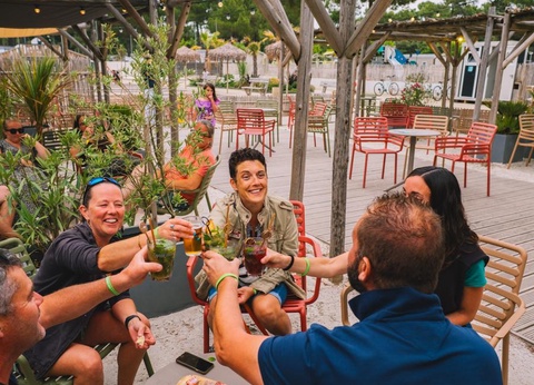 Camping Les Genêts, 5* - 73