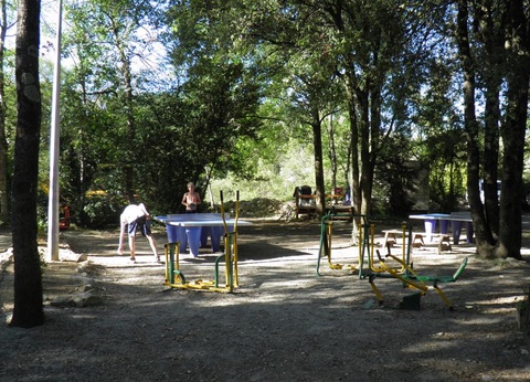 Camping Le Sous Bois, 4* - 18