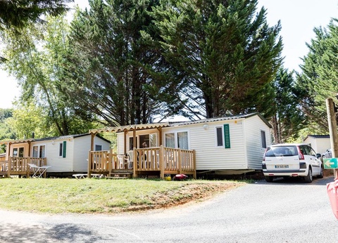 Camping Le Val d'Ussel, 4* - 15