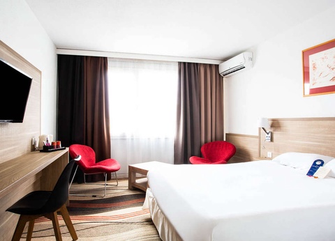 Parenthèse à Troyes 4* - 9