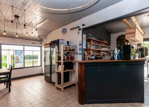 Camping les Etangs du Plessac 4* - 53