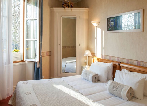 Escapade avec dîner a deux pas de la cité médiéval de Chinon - 3* - 9