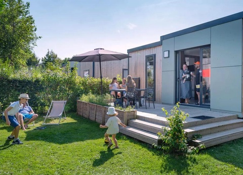 Flower Camping les Aubepines, 4* - 22