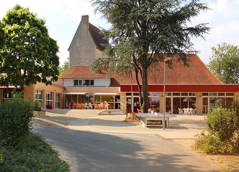 VVF Vienne Poitou 3* en demi-pension - 7