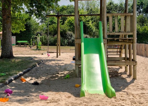 Camping Paradis la Bretonnière, 4* - 32