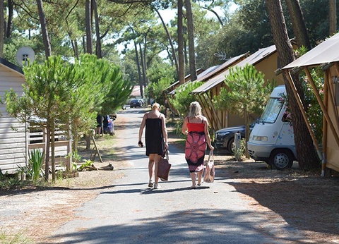 Camping Les Pins d'Oléron, 4* - 23