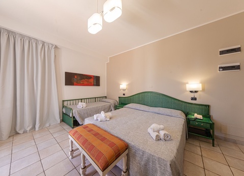 Hôtel Baia del Capitano 4* - 70