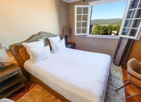 Bien être et gastronomie au coeur du village provençal à 40 minutes de Marseille - 4* - 23