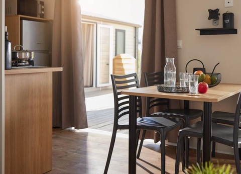 Flower Camping L'Abri-Côtier, 3* - 357