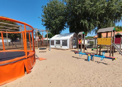 Camping maeva Escapades La Parée du Both, 3* - 24