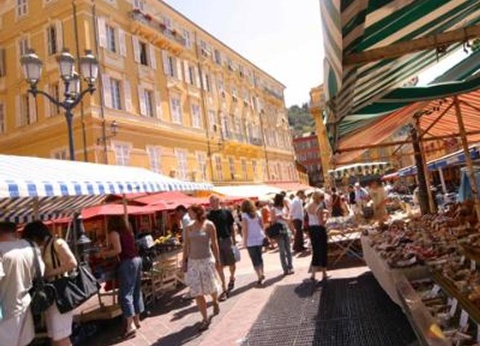 Camping Sites et Paysages - Les Pinèdes, 4* - 72