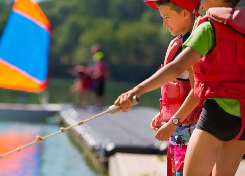 Flower Camping du Lac du Causse, 3* - 26