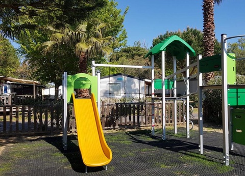 Camping Le Bosc, 4* - 27