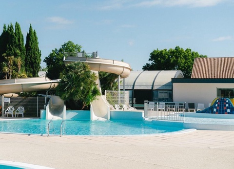 Camping Lou Broustaricq, 4* - 10