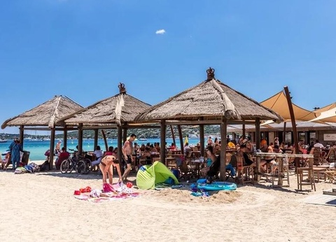 Camping Domaine Les Prairies de la Mer 5* - 25