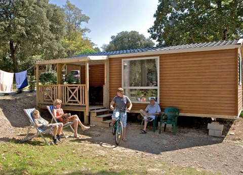 Camping Le Petit Rocher - 12